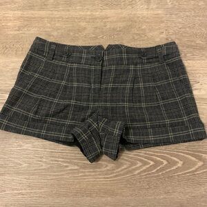 Express Plaid Women's Shorts in Brown